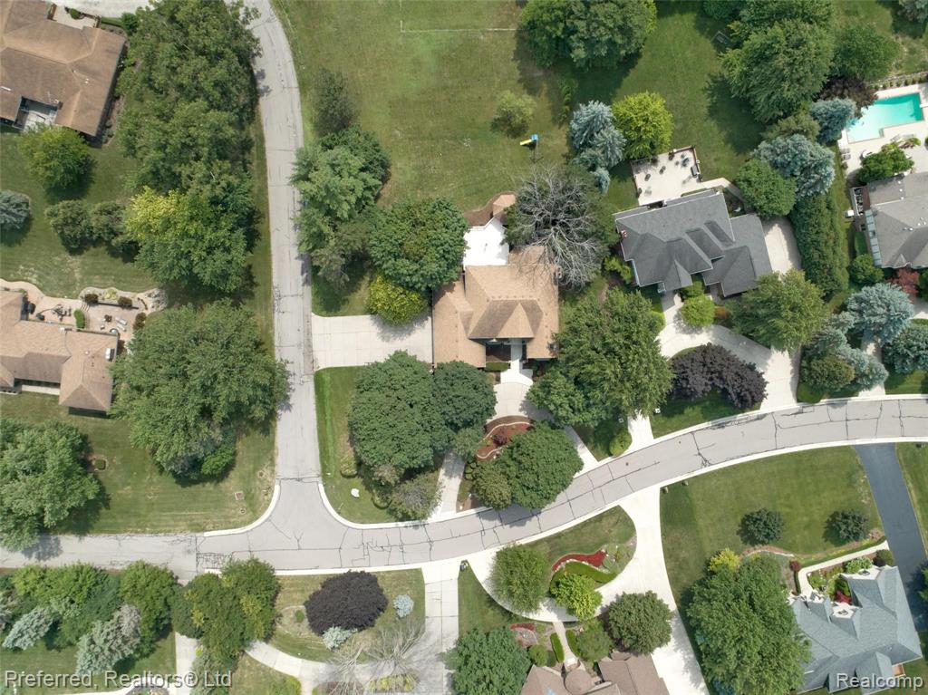 34015 Lyncroft Street Farmington Hills, MI 48331 - Photo 33 of 34