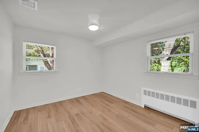 $899,000 | 60 Fremont Avenue, Park Ridge, NJ 07656