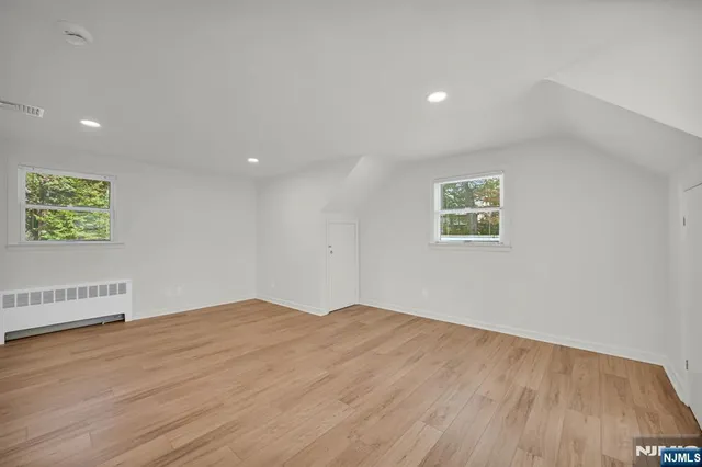 $899,000 | 60 Fremont Avenue, Park Ridge, NJ 07656