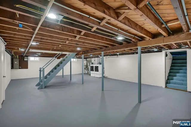 $899,000 | 60 Fremont Avenue, Park Ridge, NJ 07656