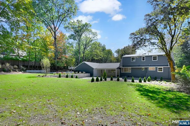 $899,000 | 60 Fremont Avenue, Park Ridge, NJ 07656