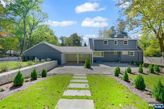 $899,000 | 60 Fremont Avenue, Park Ridge, NJ 07656