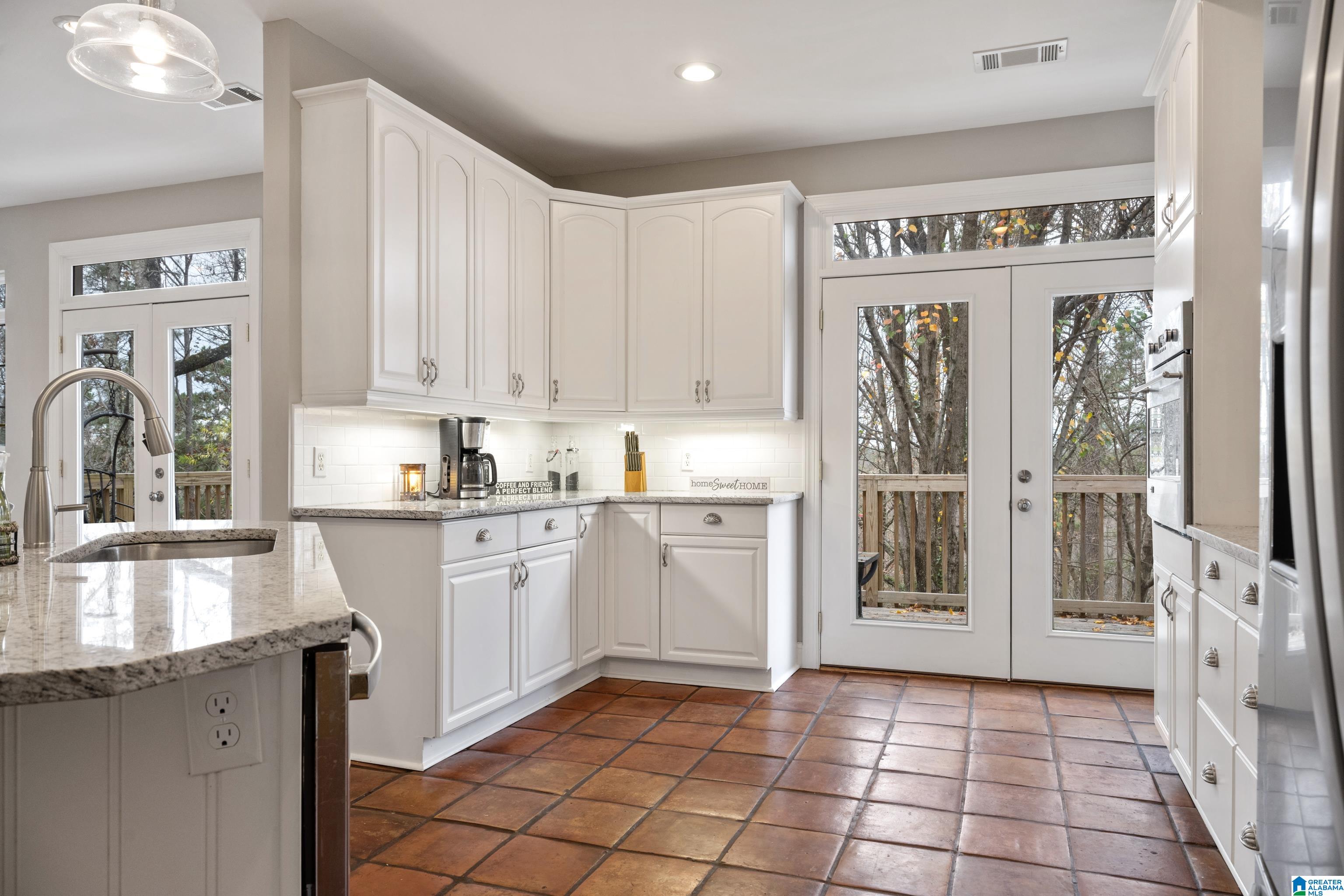 3856 South Shades Crest Road Birmingham, AL 35244 - Photo 18 of 50