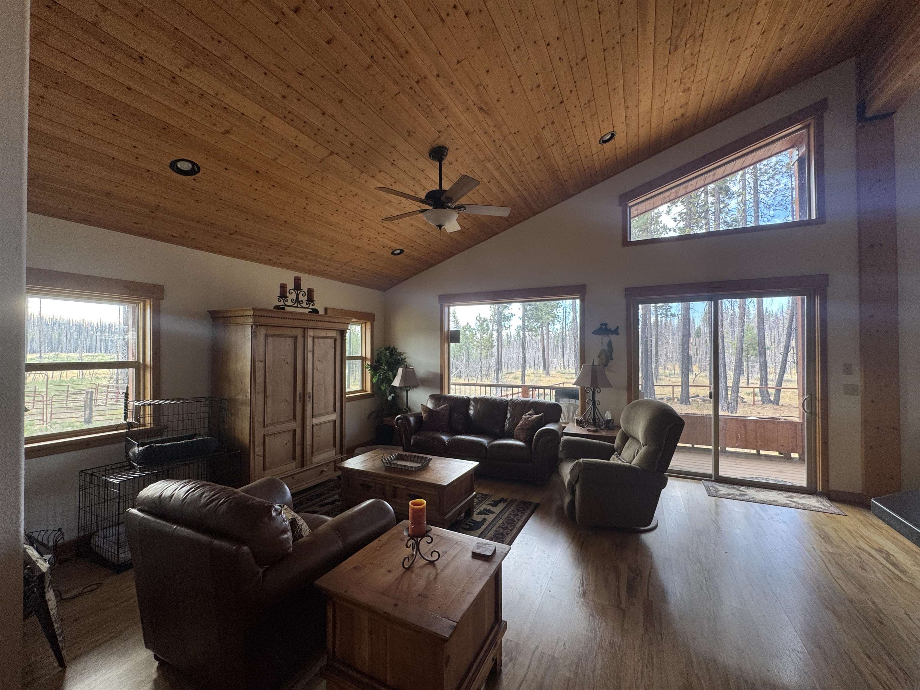 7051 Rim Drive Chester, CA 96020 - Photo 15 of 26 Gallery Image 15
