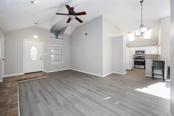 $1,650 | 13134 Bamboo Forest Trail, Houston, TX 77044