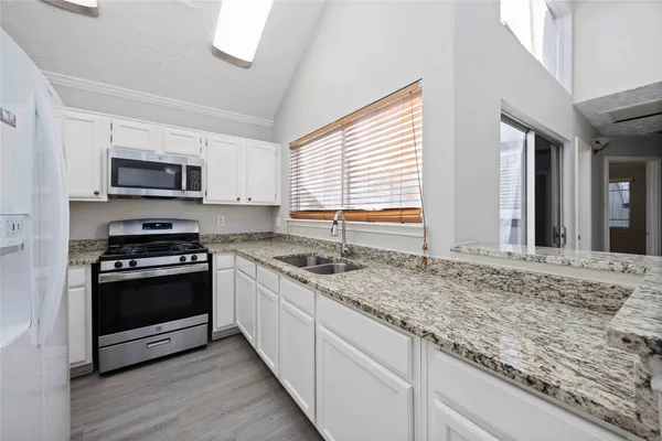 $1,650 | 13134 Bamboo Forest Trail, Houston, TX 77044