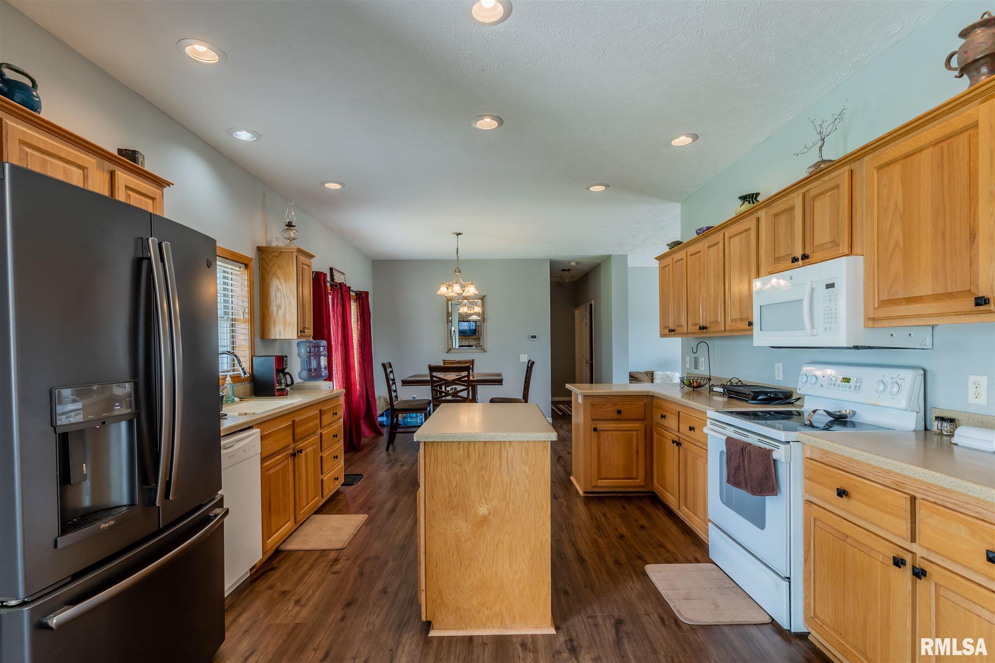 16000 Christmas Tree Road Green Valley, IL 61534 - Photo 7 of 40