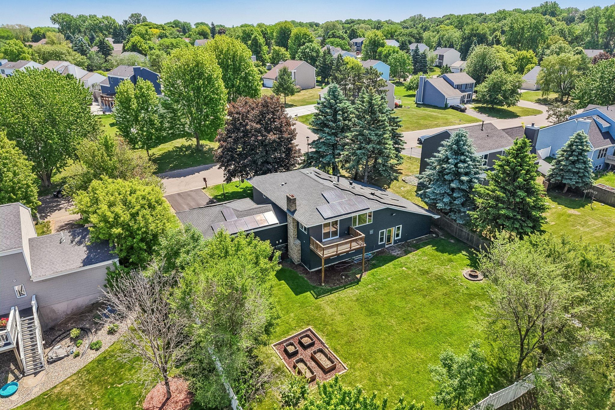 425 Crestview Drive South Maplewood, MN 55119 - Photo 79 of 82