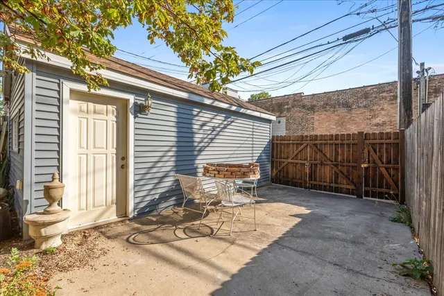 $2,500 | 3145 West Augusta Boulevard, Unit 2, Chicago, IL 60622