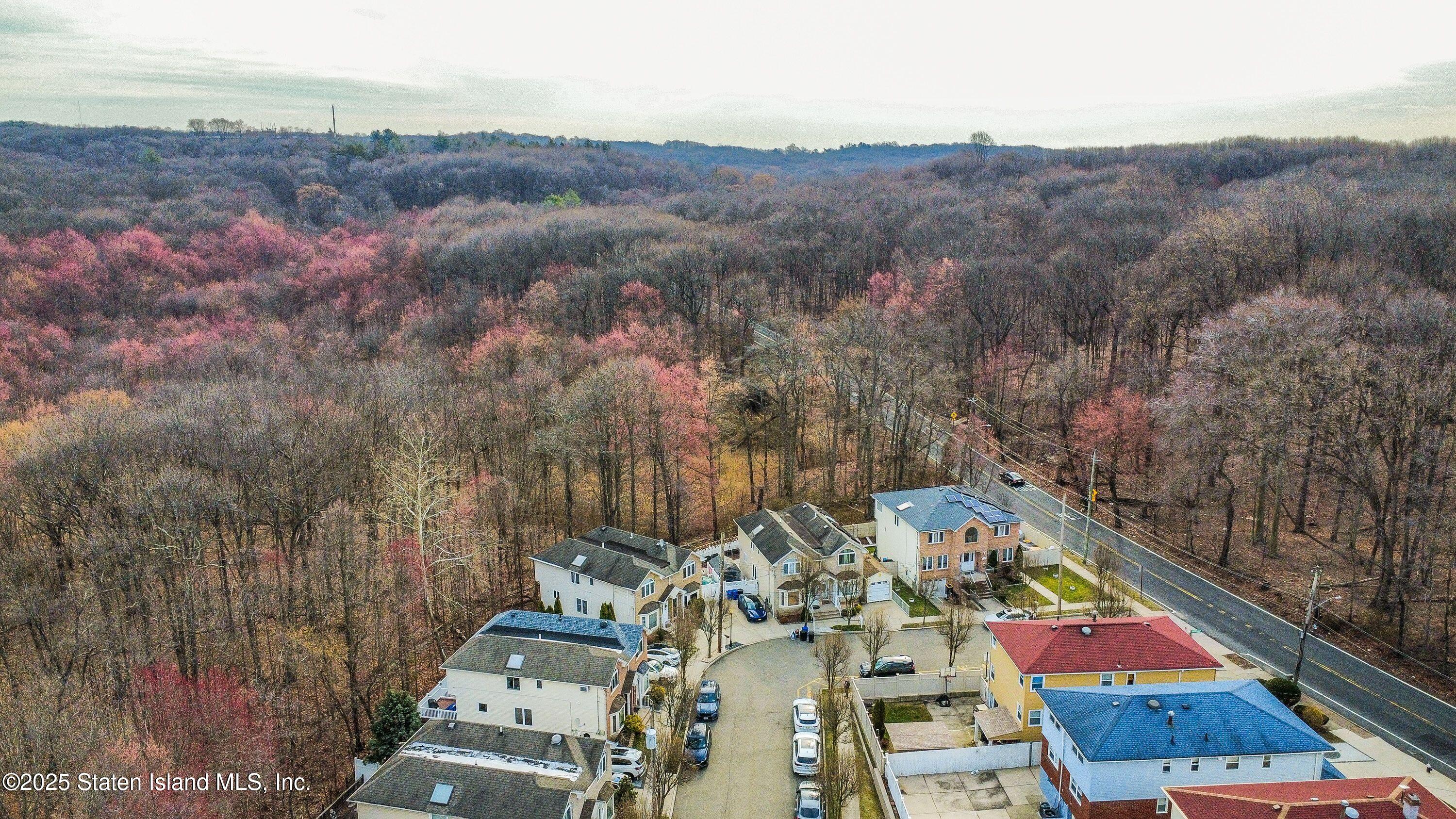 25 Gwenn Loop Staten Island, NY 10314 - Photo 32 of 32 an aerial view of residential house with outdoor space and seating