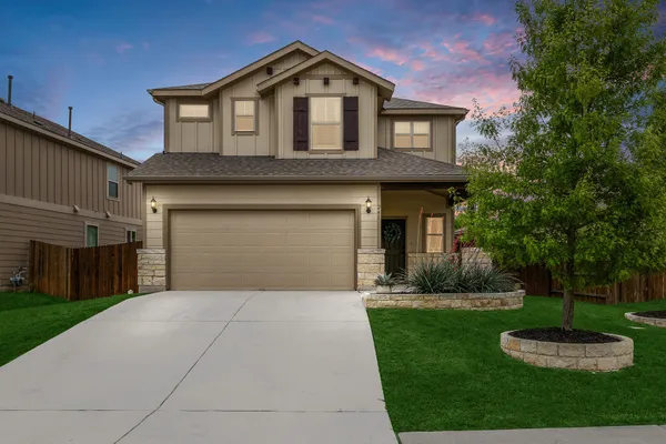 $385,000 | 241 La Dera Drive, Liberty Hill, TX 78642