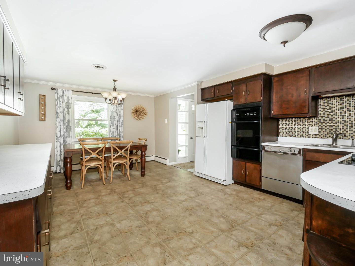 366 Saly Road Yardley, PA 19067 - Photo 12 of 36 Kitchen
