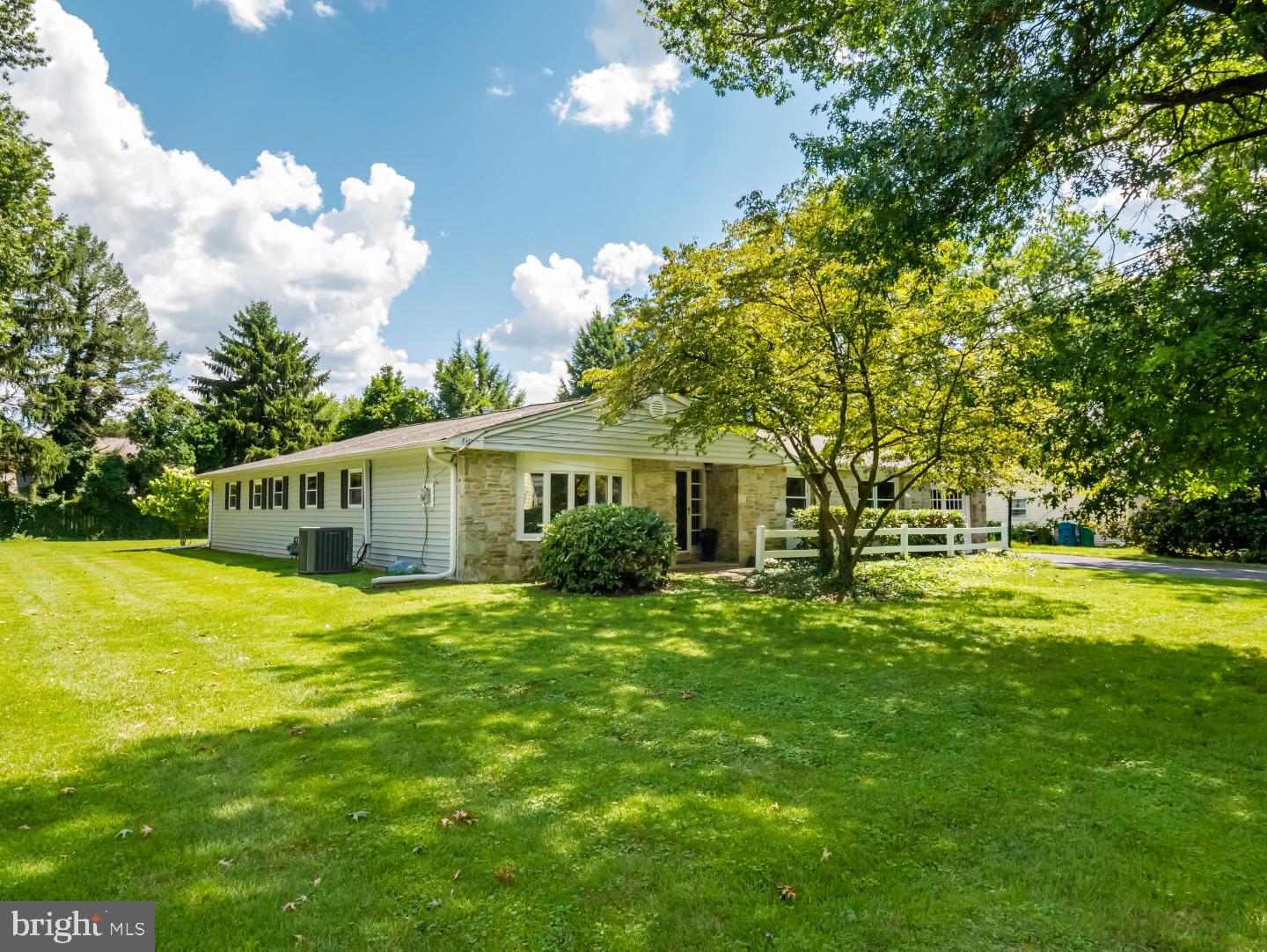 366 Saly Road Yardley, PA 19067 - Photo 31 of 36 Exterior Side