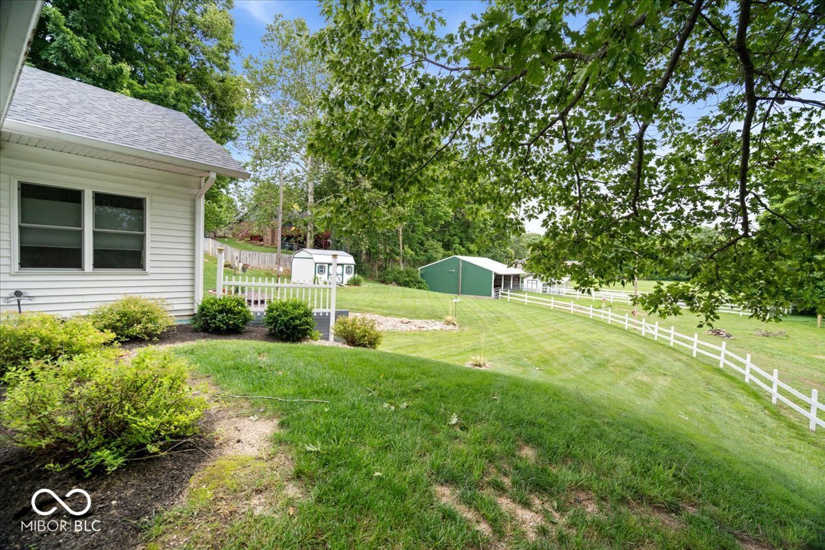 703 North Peterman Road Greenwood, IN 46142 - Photo 43 of 52