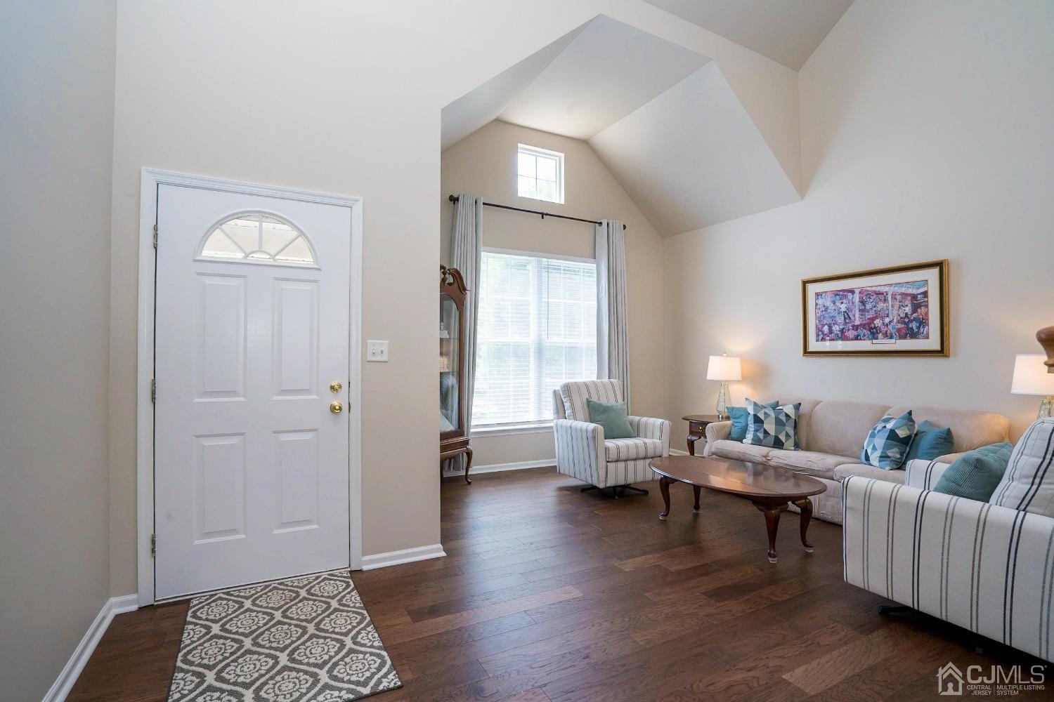 25 Champlain Road Monmouth Junction, NJ 08852 - Photo 4 of 37 Gallery Image 4