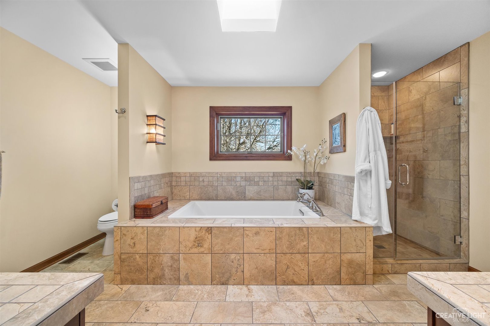 5S430 Deer Ridge Path Big Rock, IL 60511 - Photo 23 of 72 a bathroom with a tub a sink and a shower
