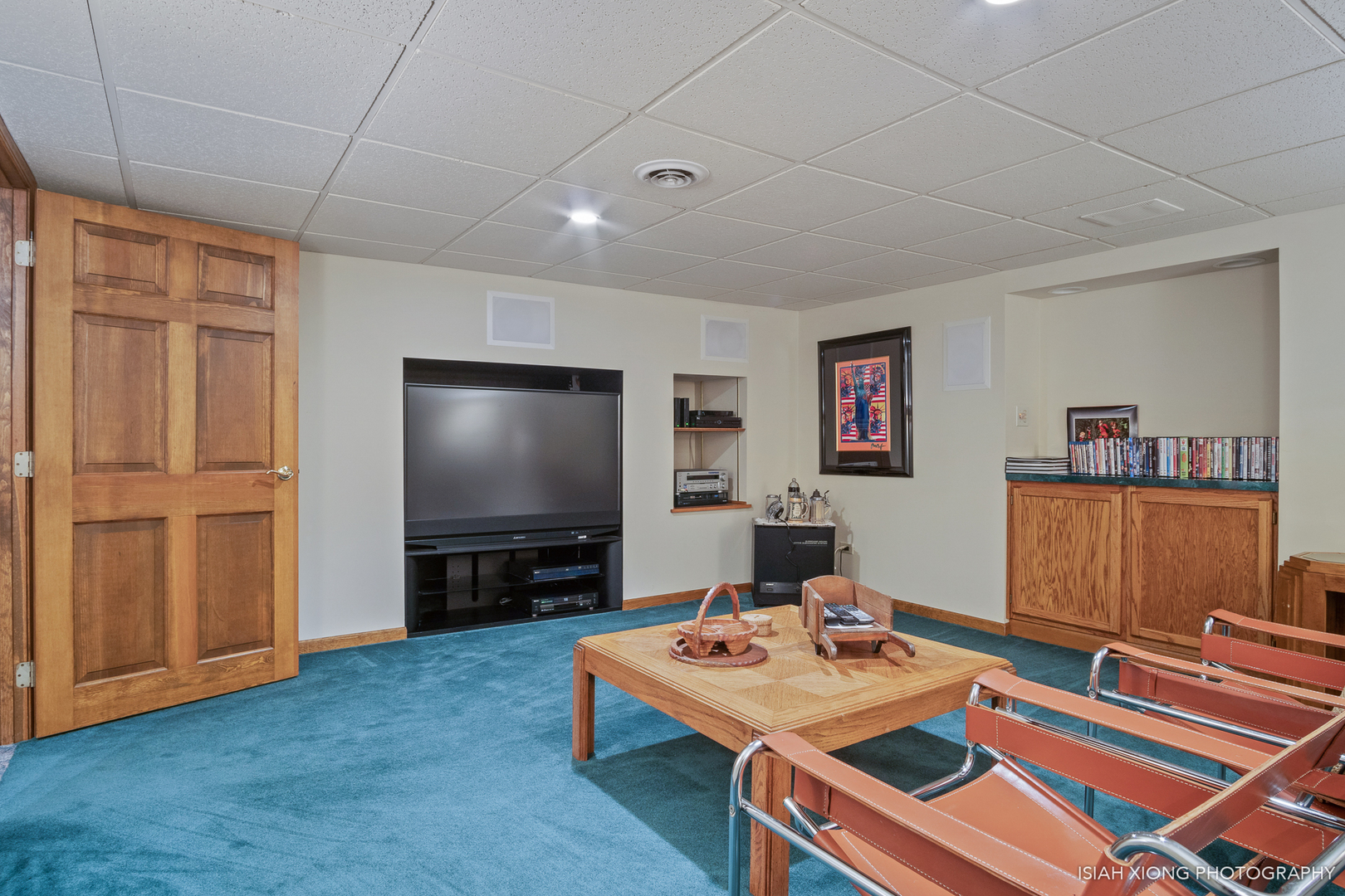 5S430 Deer Ridge Path Big Rock, IL 60511 - Photo 40 of 72 a living room with furniture and a flat screen tv