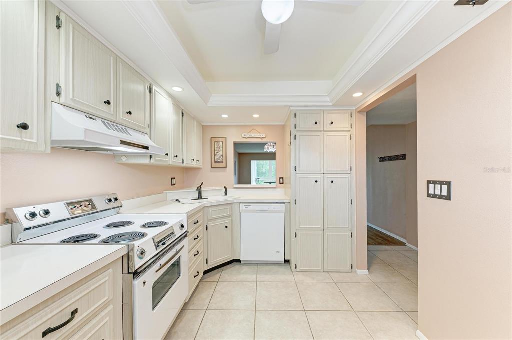 220 Santa Maria Street, Unit 338 Venice, FL 34285 - Photo 15 of 50