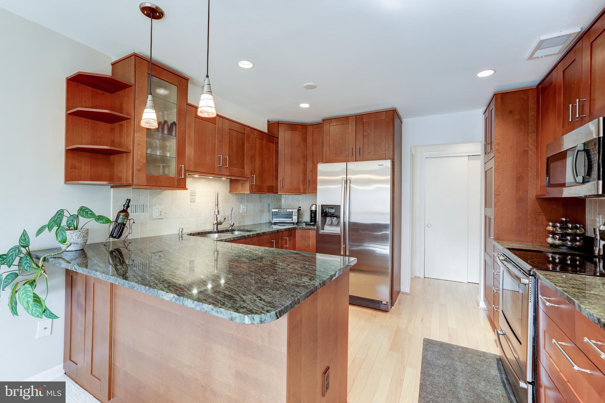 2248 Cedar Cove Court Reston, VA 20191 - Photo 17 of 56