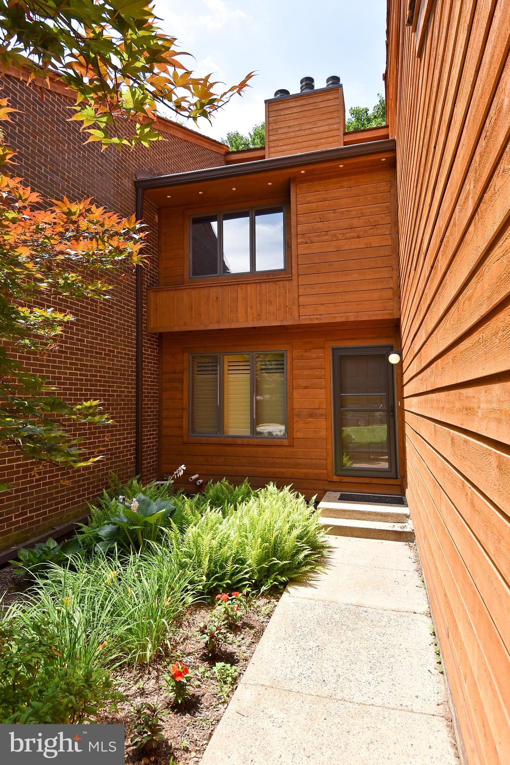 2248 Cedar Cove Court Reston, VA 20191 - Photo 2 of 56