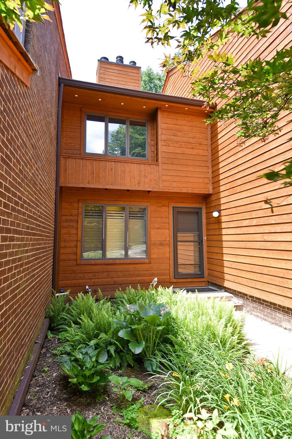 2248 Cedar Cove Court Reston, VA 20191 - Photo 3 of 56