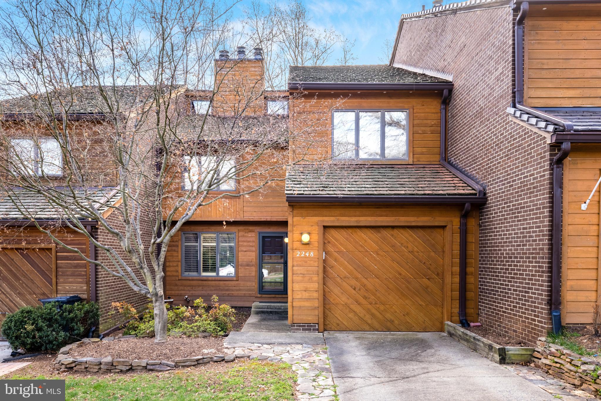 2248 Cedar Cove Court Reston, VA 20191 - Photo 5 of 56