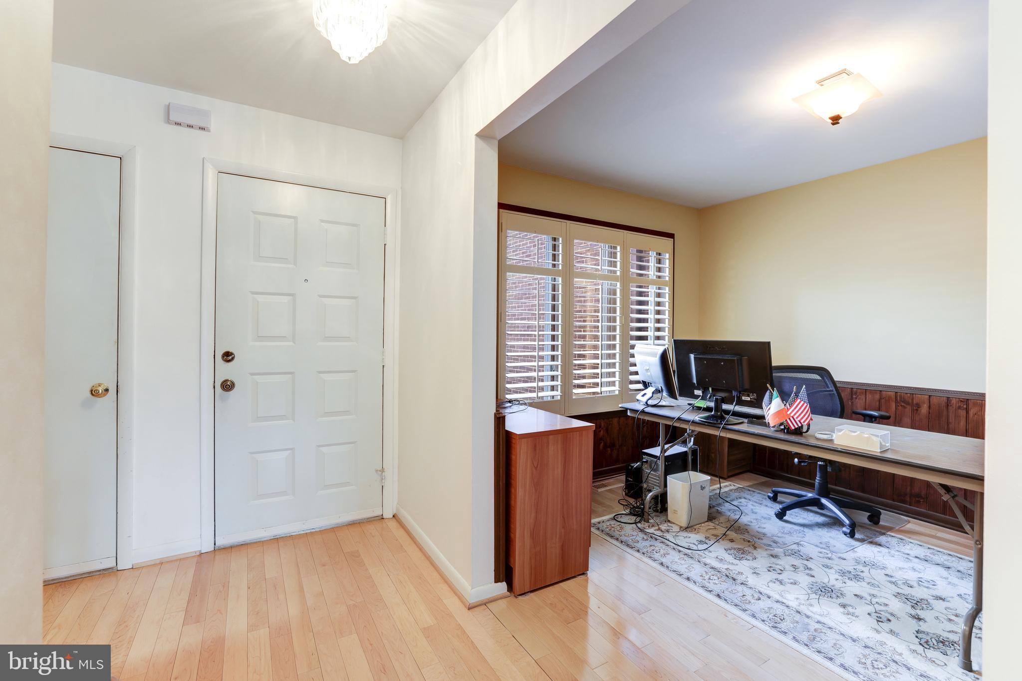 2248 Cedar Cove Court Reston, VA 20191 - Photo 8 of 56