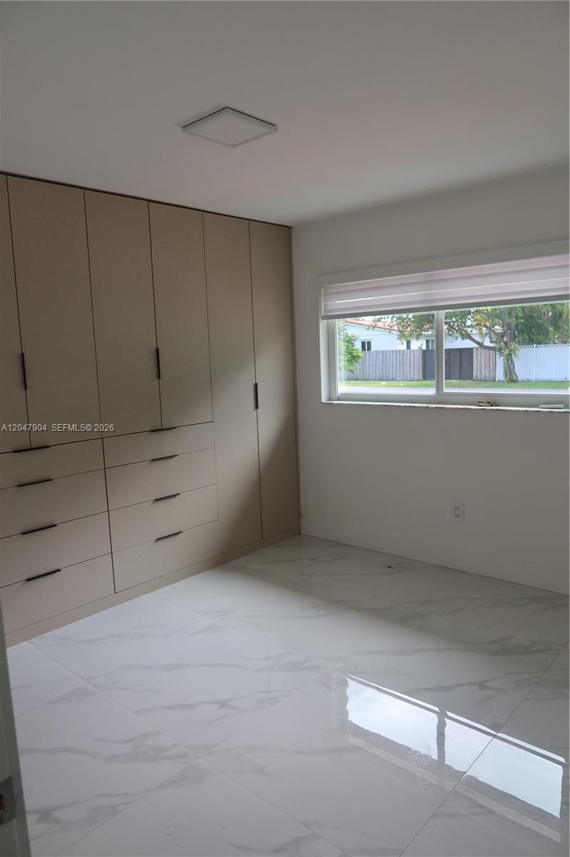 4401 Southwest 102nd Place Miami, FL 33165 - Photo 6 of 21