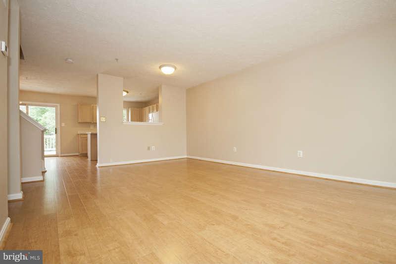 207 Carolstowne Road Reisterstown, MD 21136 - Photo 5 of 28 Dining Room