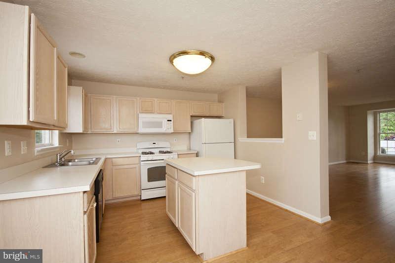 207 Carolstowne Road Reisterstown, MD 21136 - Photo 10 of 28 Kitchen