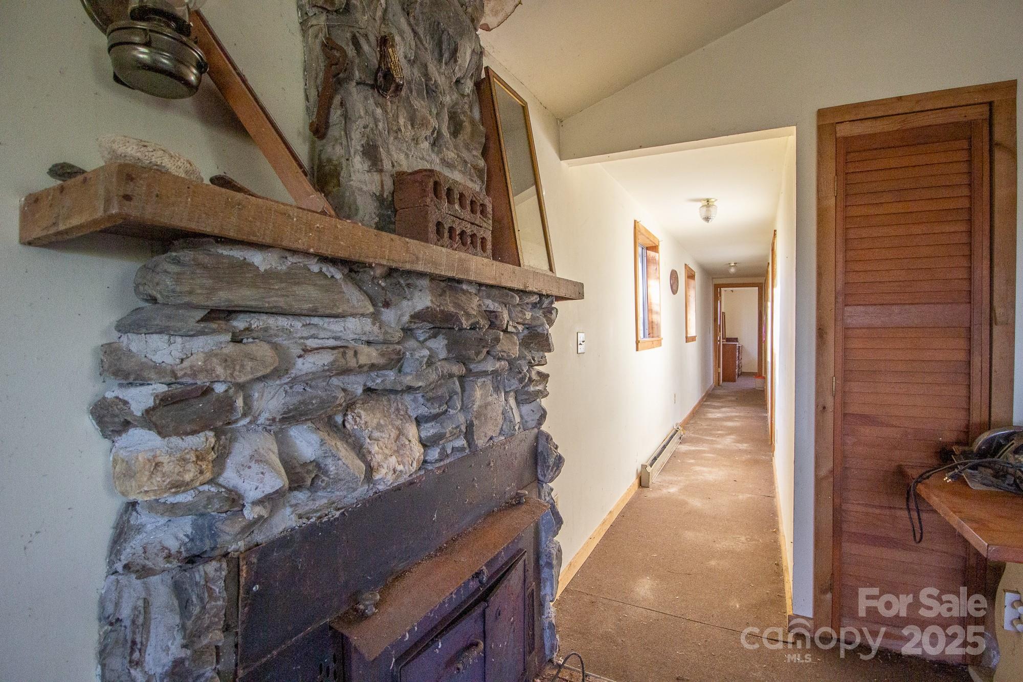691 Sandy Bottom Road Marshall, NC 28753 - Photo 6 of 26 Gallery Image 6