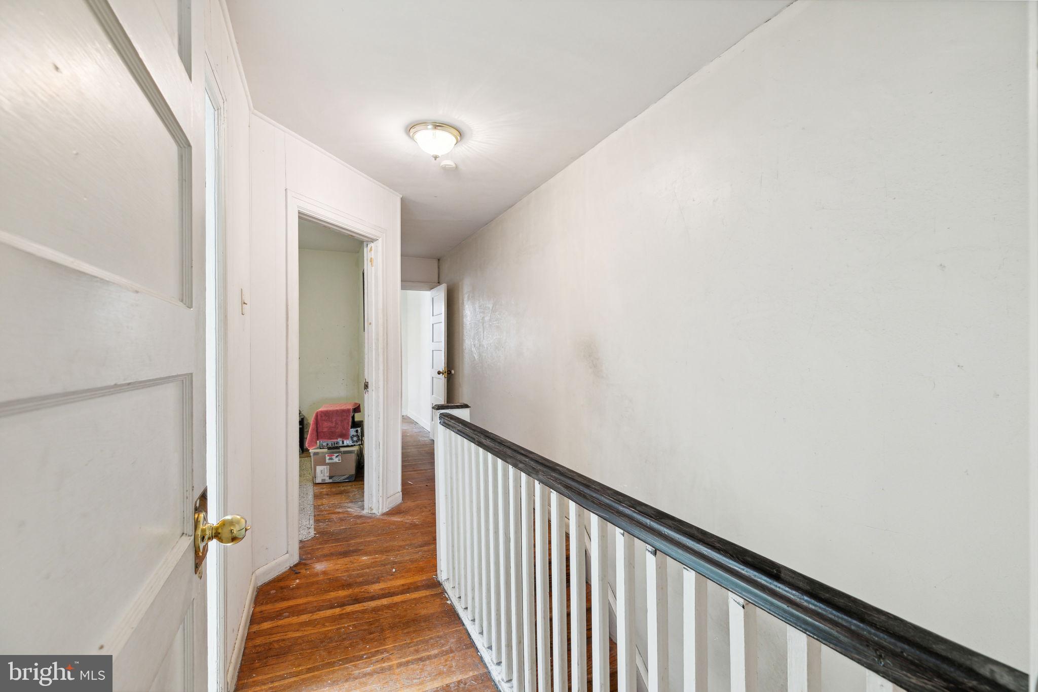 327 Avon Road Upper Darby, PA 19082 - Photo 14 of 29