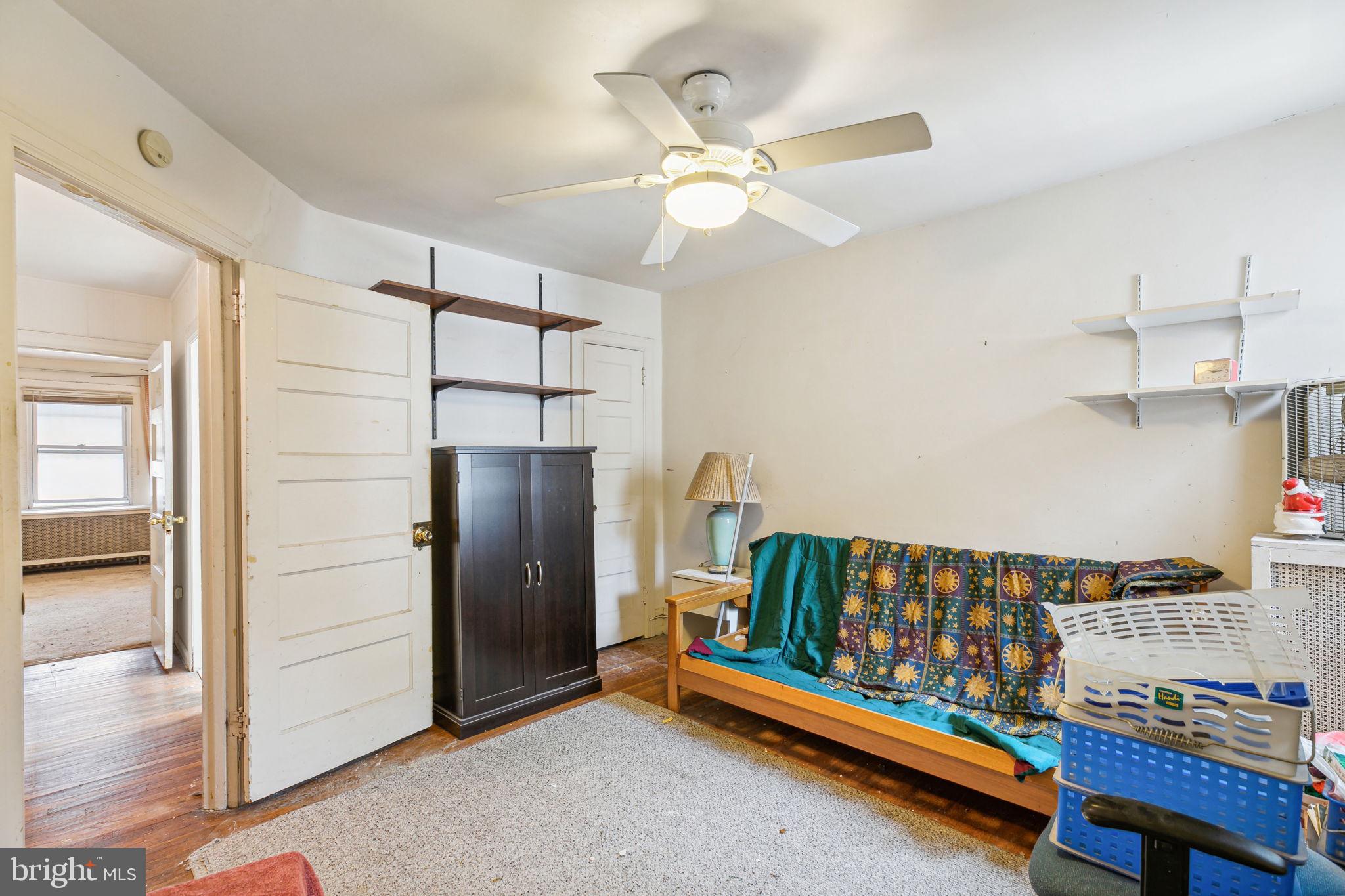 327 Avon Road Upper Darby, PA 19082 - Photo 18 of 29