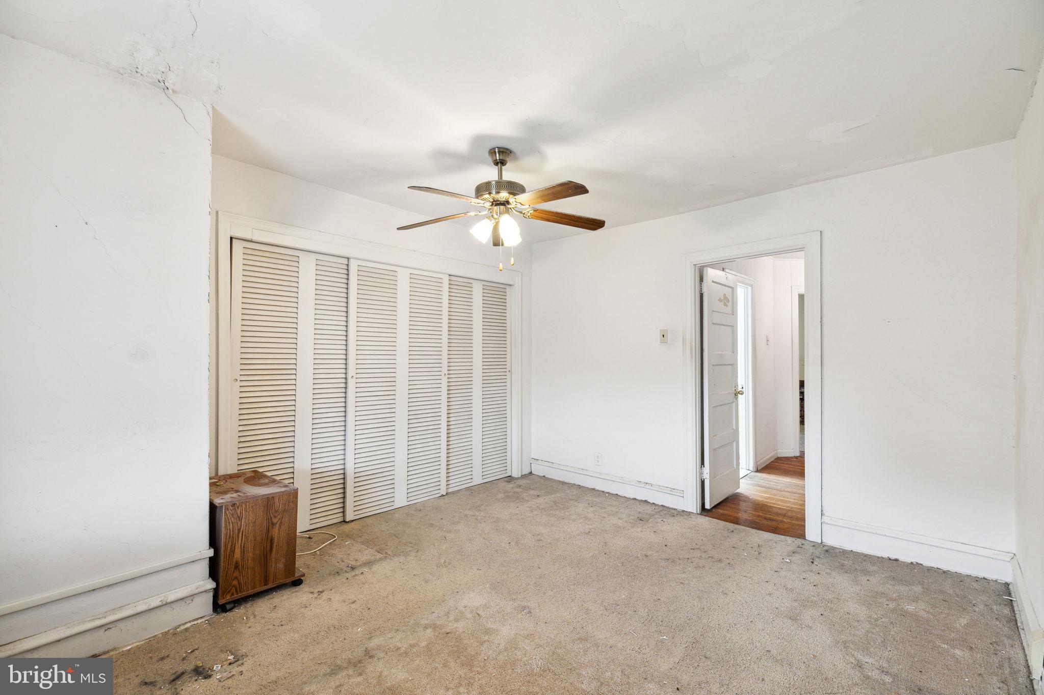 327 Avon Road Upper Darby, PA 19082 - Photo 20 of 29