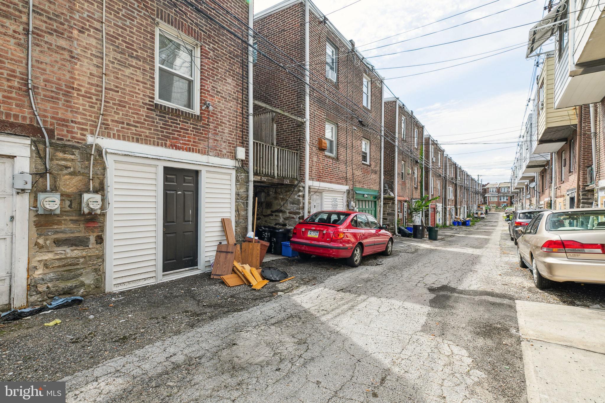 327 Avon Road Upper Darby, PA 19082 - Photo 28 of 29