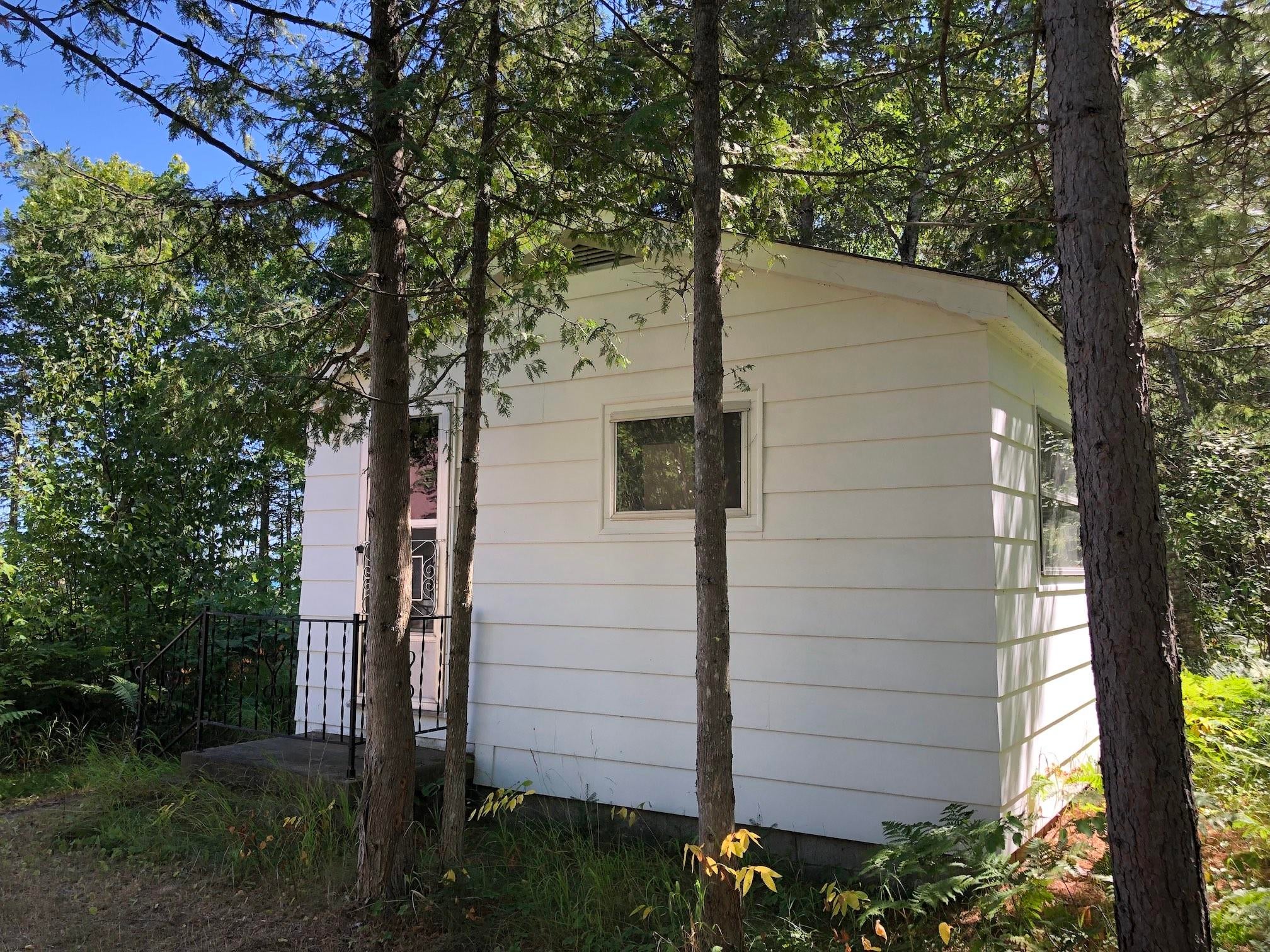 8780 North Whitefish Point Road Paradise, MI 49768 - Photo 27 of 28 Gallery Image 27