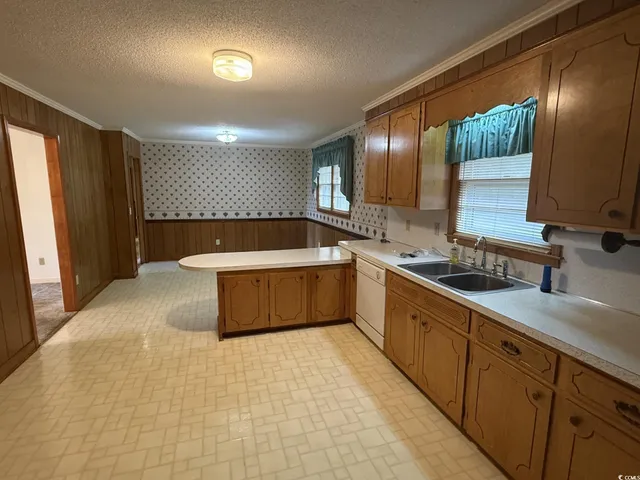 $389,000 | 1029 State Rd S-21-1159, Lake City, SC 29560