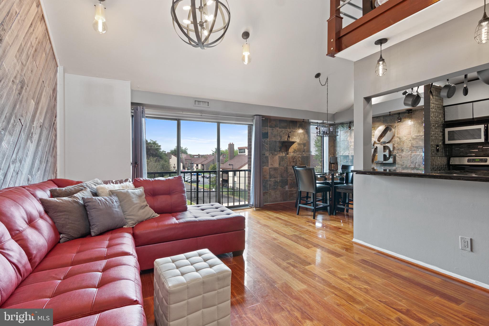 9566 State Rd., Unit 43B Philadelphia, PA 19114 - Photo 4 of 27 Gallery Image 4