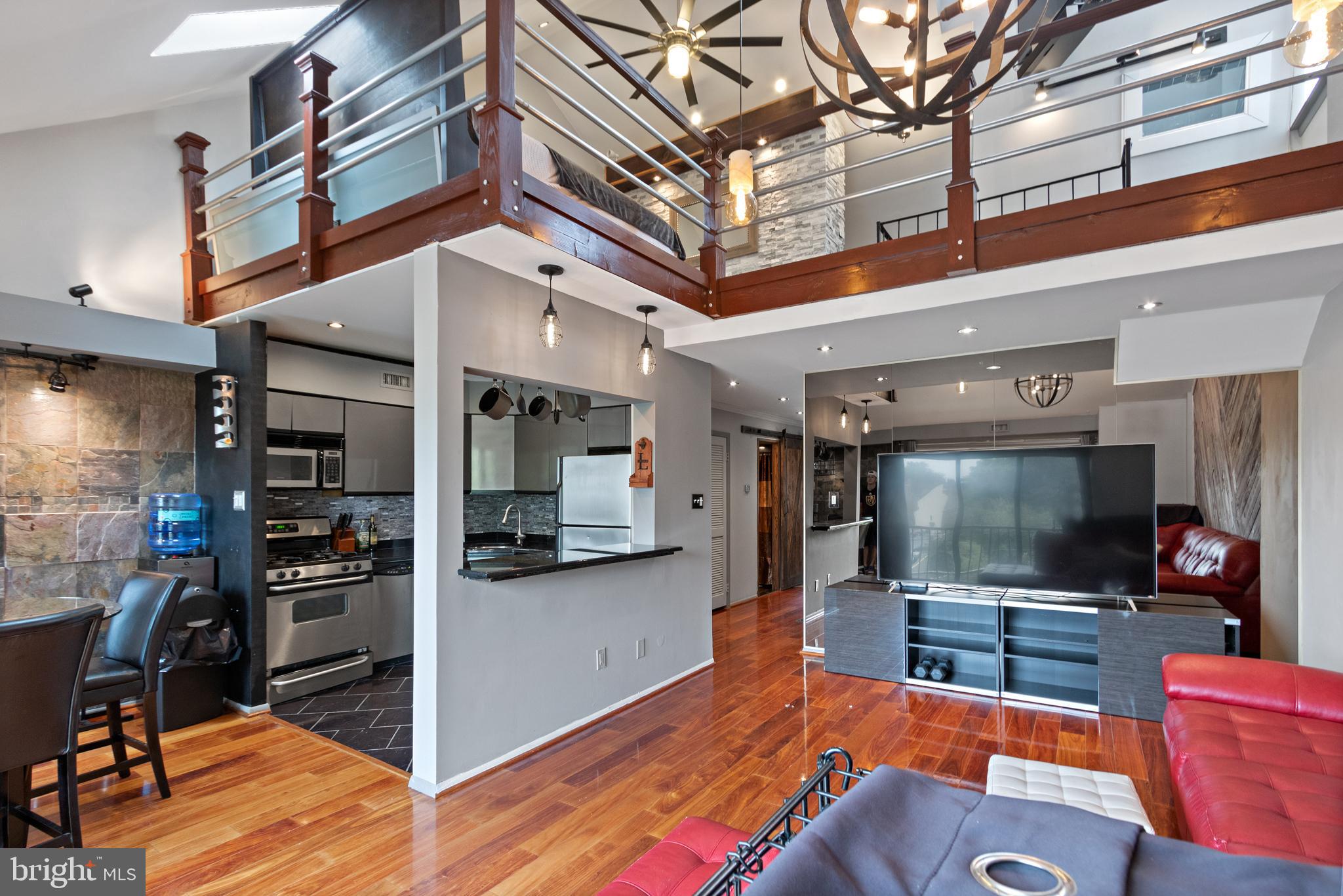 9566 State Rd., Unit 43B Philadelphia, PA 19114 - Photo 7 of 27 Gallery Image 7