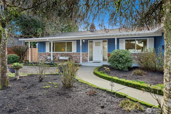 $990,000 | 10535 Northeast 196th Street, Bothell, WA 98011