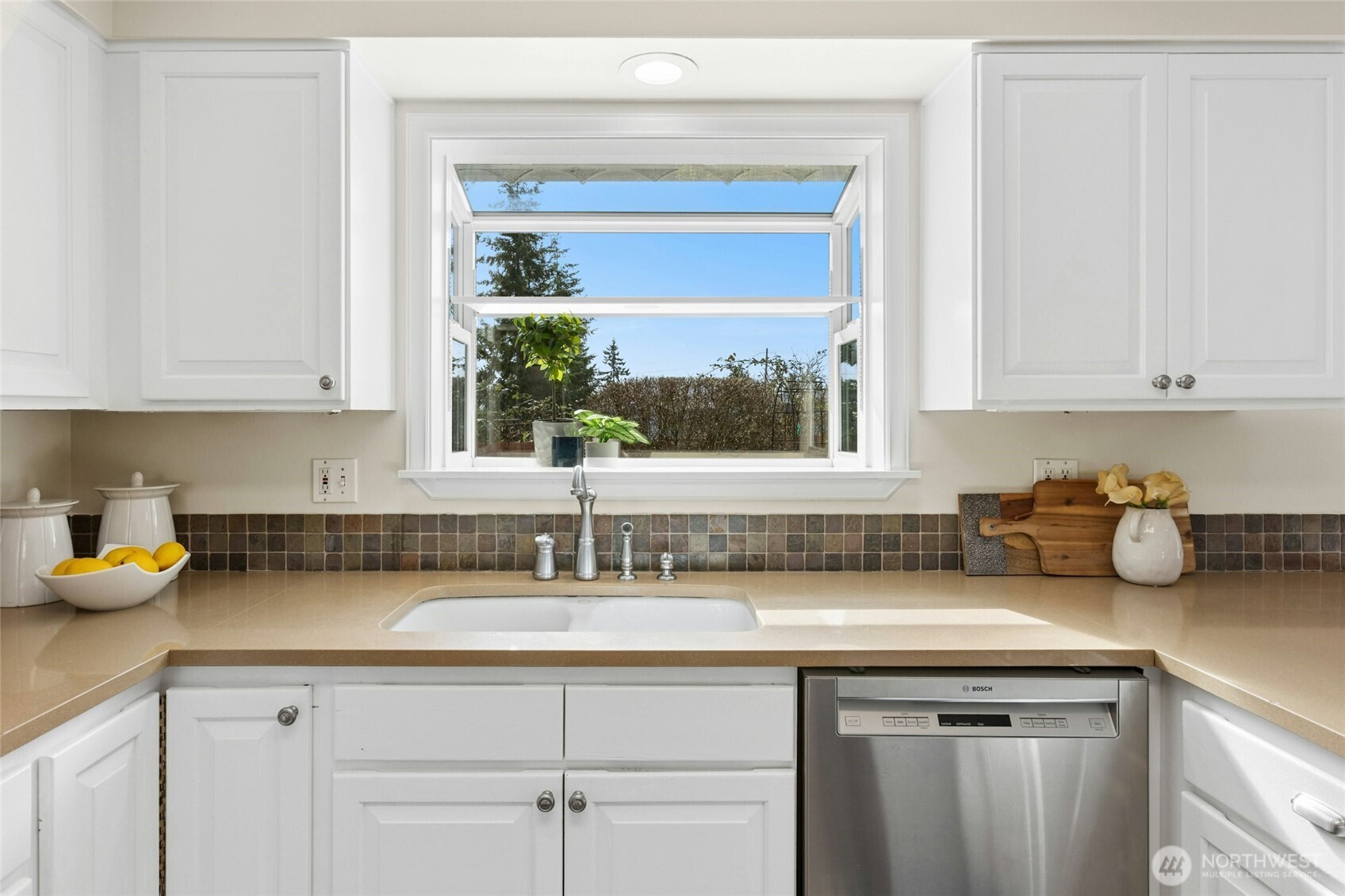 10535 Northeast 196th Street Bothell, WA 98011 - Photo 11 of 38