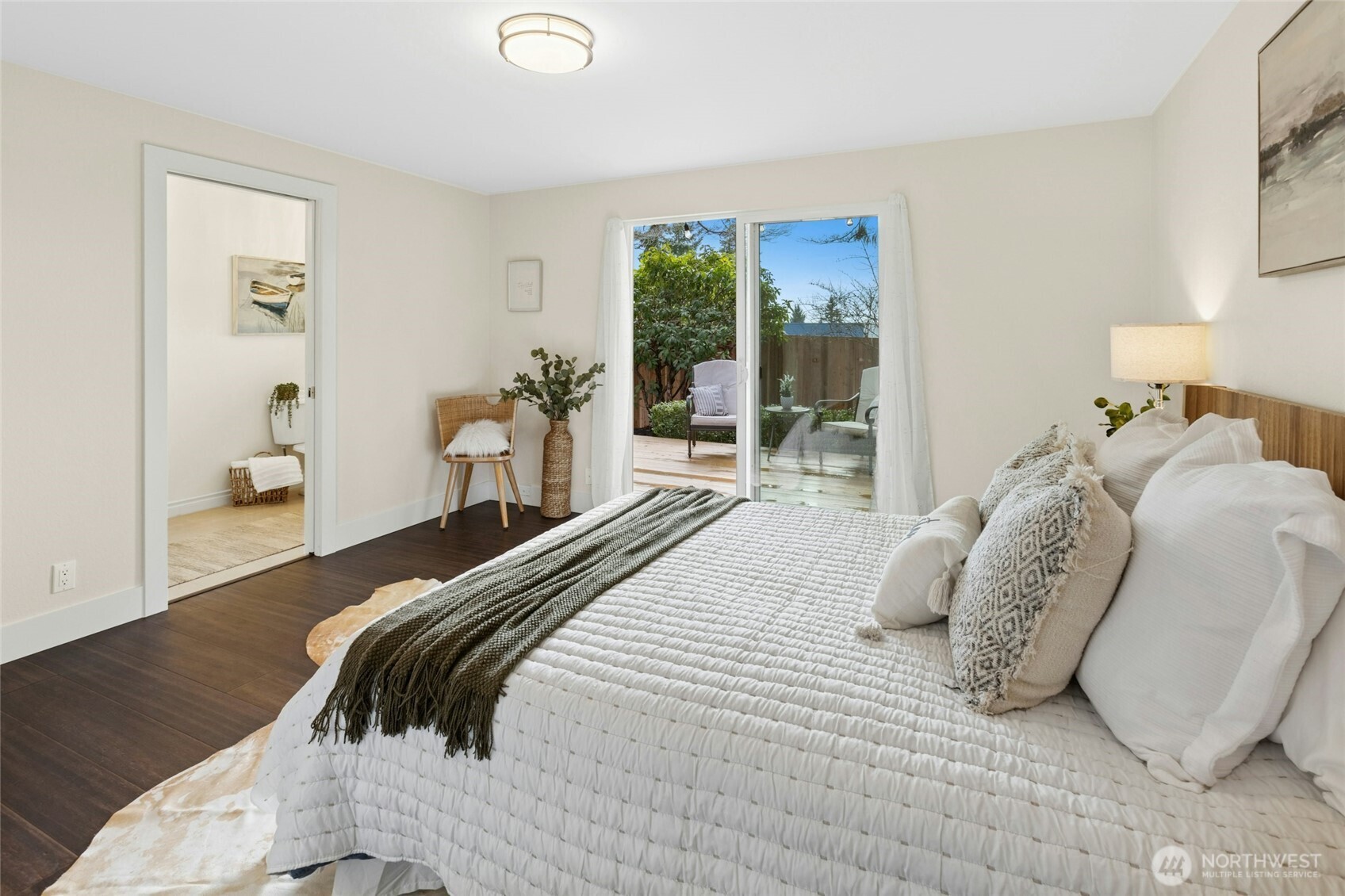 10535 Northeast 196th Street Bothell, WA 98011 - Photo 19 of 38