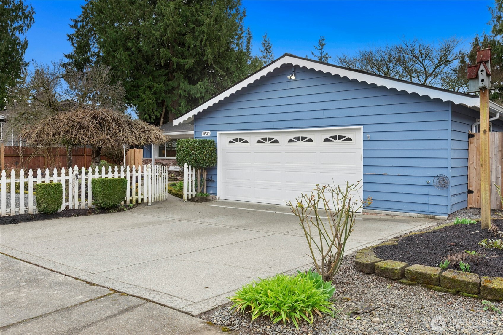 10535 Northeast 196th Street Bothell, WA 98011 - Photo 37 of 38