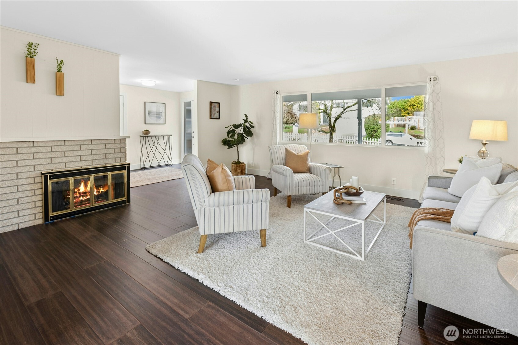 10535 Northeast 196th Street Bothell, WA 98011 - Photo 8 of 38