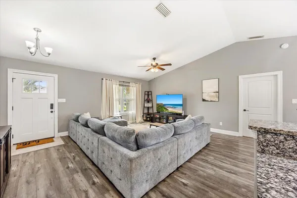 $2,970 | 5424 Maverick Lane, Gulf Breeze, FL 32563