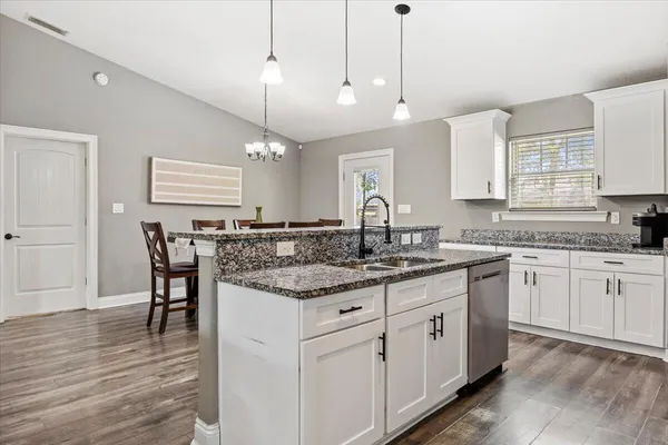 $2,970 | 5424 Maverick Lane, Gulf Breeze, FL 32563
