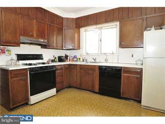 301 Lansdowne Road Havertown, PA 19083 - Photo 7 of 12 Kitchen