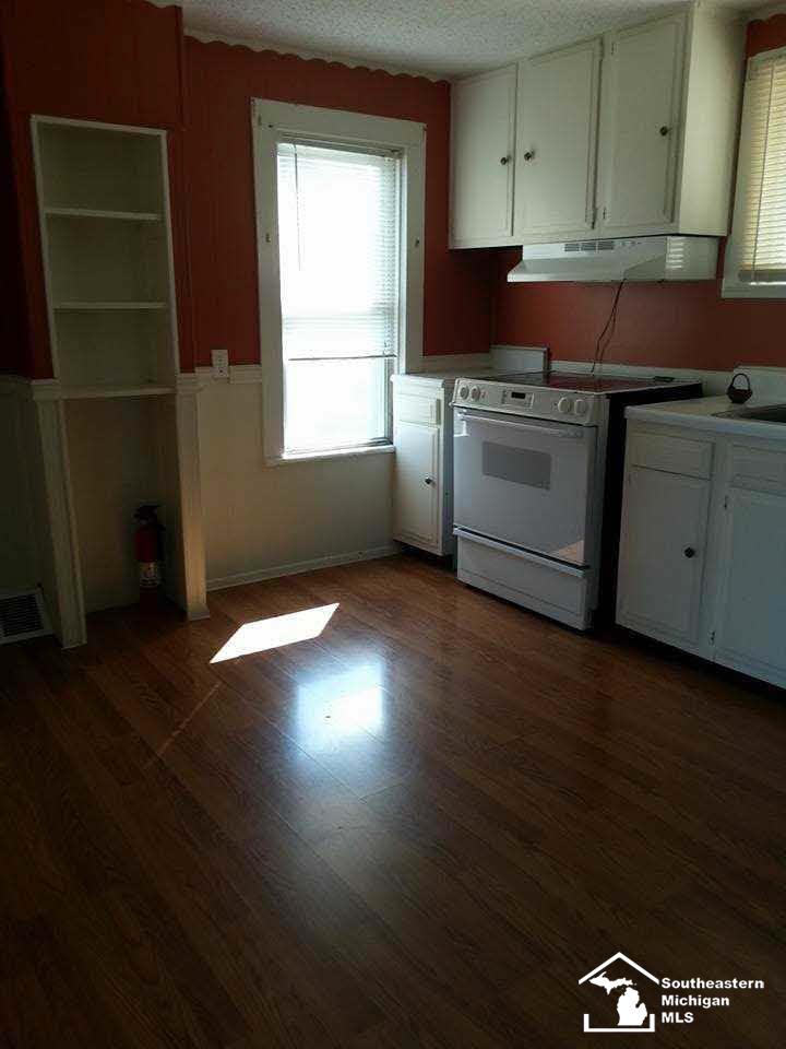 9473 Allison Road Maybee, MI 48159 - Photo 12 of 20 13x12 Eat In Kitchen