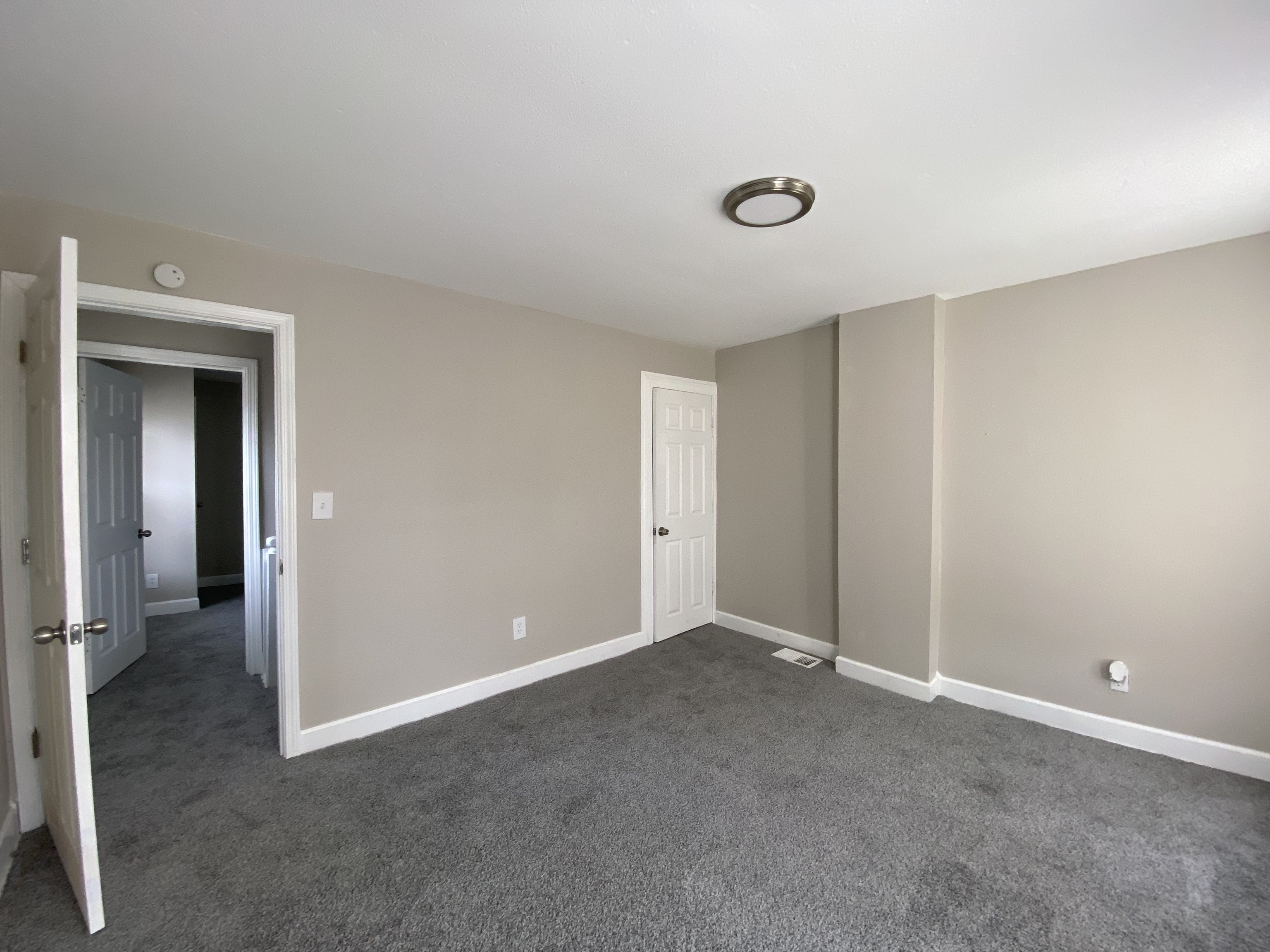 425-427 South Rural Street Indianapolis, IN 46201 - Photo 12 of 27 Gallery Image 12