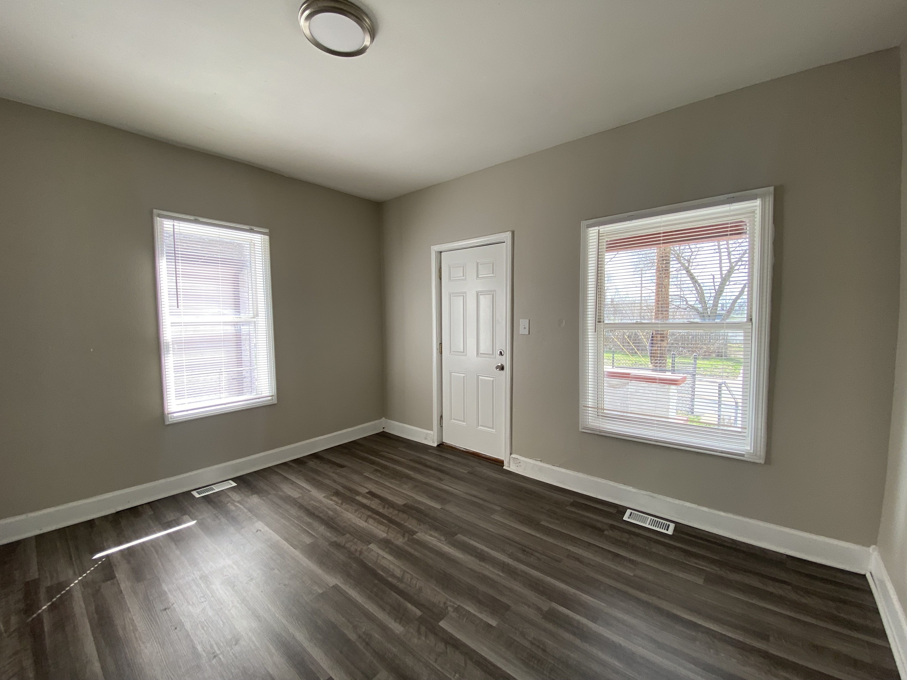 425-427 South Rural Street Indianapolis, IN 46201 - Photo 20 of 27 Gallery Image 20